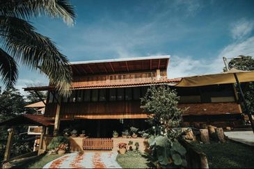 3 storey cascading resort at Pantai Hills Seremban