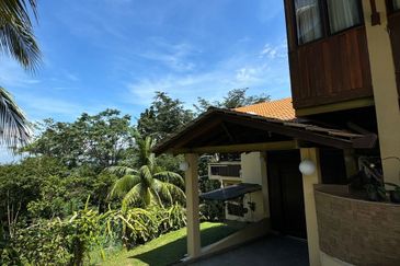 3 storey cascading resort at Pantai Hills Seremban