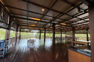 3 storey cascading resort at Pantai Hills Seremban