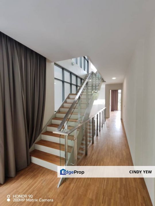 3 storey semi detached Mirage for sale at cyberjaya, Selangor, Cyberjaya