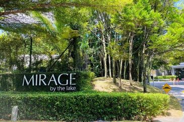 Mirage By The Lake @ Perdana Lakeview West