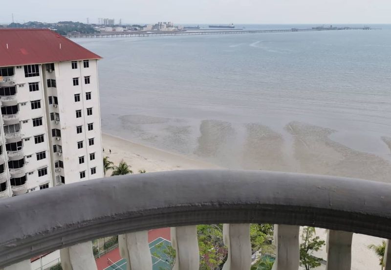 Glory Beach Resort Apartment