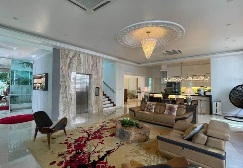 3.5 Storey Bungalow Aspan Garden Residence Cyber