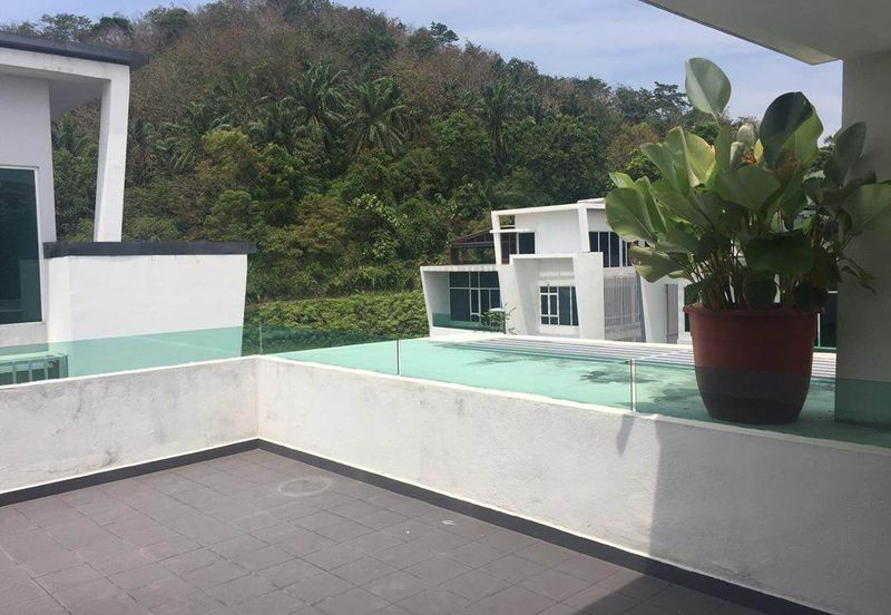 3.5 Storey Bungalow Aspan Garden Residence Cyber