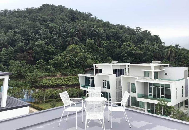 3.5 Storey Bungalow Aspan Garden Residence Cyber