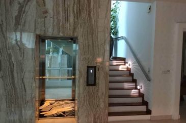 3.5 Storey Bungalow Aspan Garden Residence Cyber