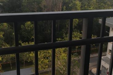 3.5 Storey Bungalow Aspan Garden Residence Cyber