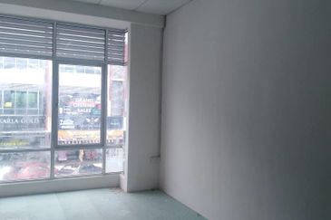 2 & 3 Storey Shop lot at Bandar Prima Senawang