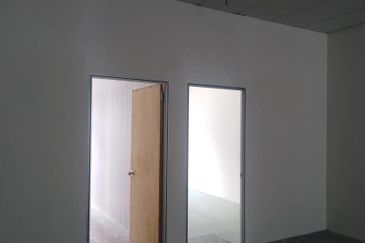 2 & 3 Storey Shop lot at Bandar Prima Senawang