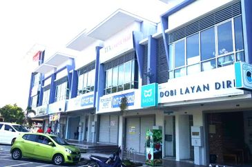 2 & 3 Storey Shop lot at Bandar Prima Senawang