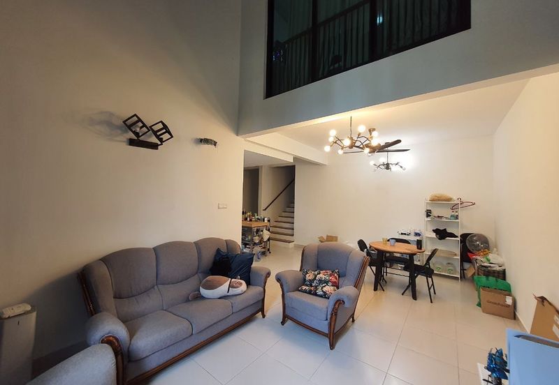 TOWNHOUSE CEMPAKA SERI 2 KOTA SERIEMAS