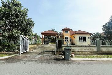 IDAMAN VILLA @ BANDAR SRI SENDAYAN