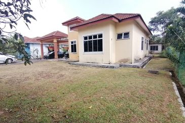 IDAMAN VILLA @ BANDAR SRI SENDAYAN