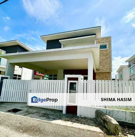 For RENT: 2 Storey Bungalow Senawang Perdana Senawang, Negeri Sembilan, Seremban