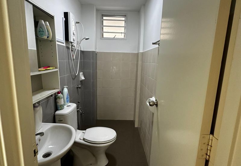 GARDEN VILLA APARTMENT (LAMAN VILLA)