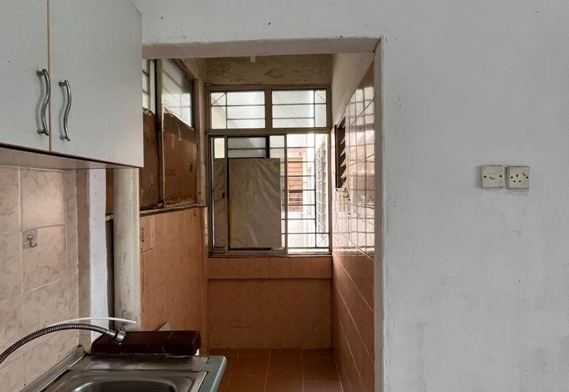 Pangsapuri Mutiara Subang