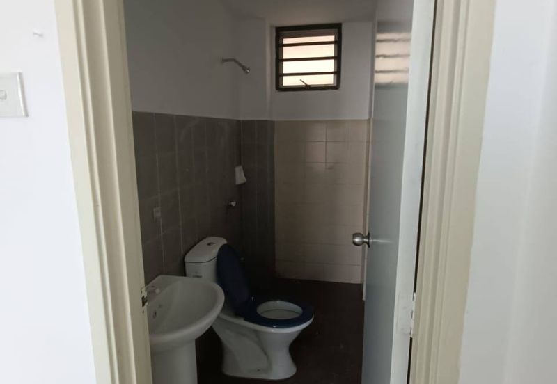 GARDEN VILLA APARTMENT (LAMAN VILLA)