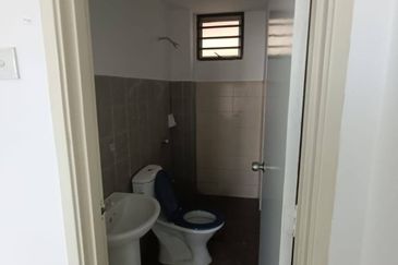 GARDEN VILLA APARTMENT (LAMAN VILLA)