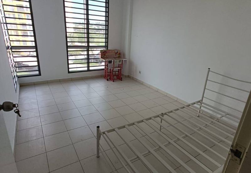 GARDEN VILLA APARTMENT (LAMAN VILLA)