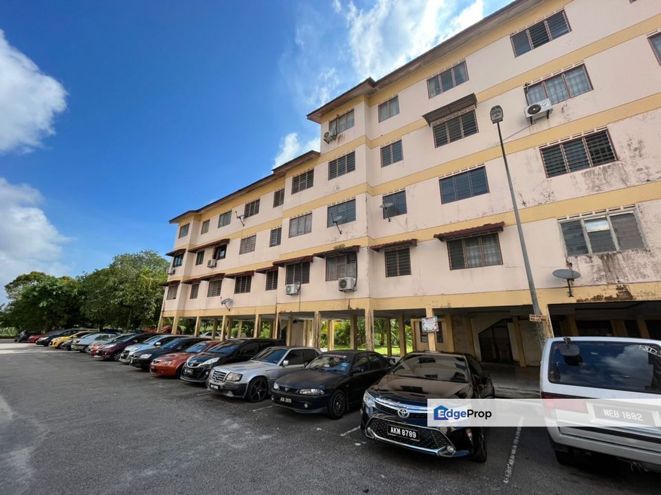 Johor flat sri Eight units