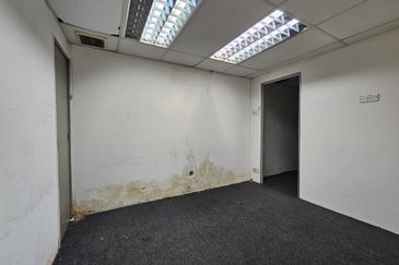 Plaza Dwitasik, Bandar Sri Permaisuri