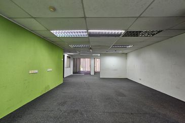 Plaza Dwitasik, Bandar Sri Permaisuri