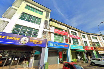 Plaza Dwitasik, Bandar Sri Permaisuri