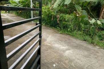 Double Storey Terrace House at Taman Impian Murni Seksyen 30, Shah Alam for Sale!