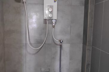 Menara 1MK Office Unit for Sale!