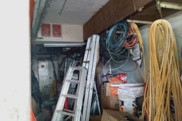 HOT DEAL! Shop House Desa Pandan for Sale!