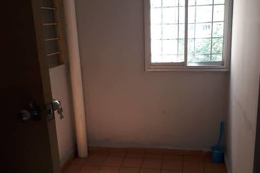 Apartment Mawar, Taman Sutera