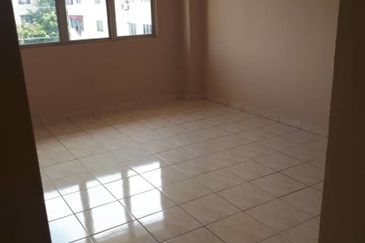 Apartment Mawar, Taman Sutera