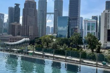 HOT DEAL! Retail Space Legasi Kg Bharu for Sale!