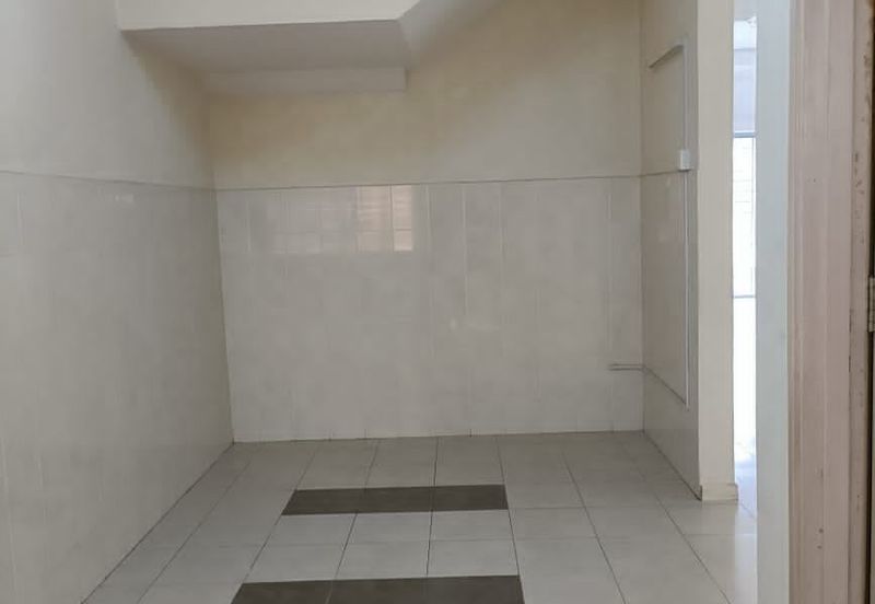 SU3 @ Bandar Saujana Utama