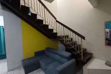 HOT DEAL! Double Storey Terrace Taman Kesumba Rawang for Sale!