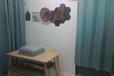 HOT DEAL! Double Storey Terrace Taman Kesumba Rawang for Sale!