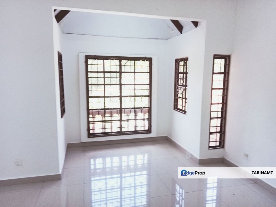 HOT DEAL! Double Storey Terrace House Seksyen 4 Bandar Baru Bangi for Rent!, Selangor, Bangi