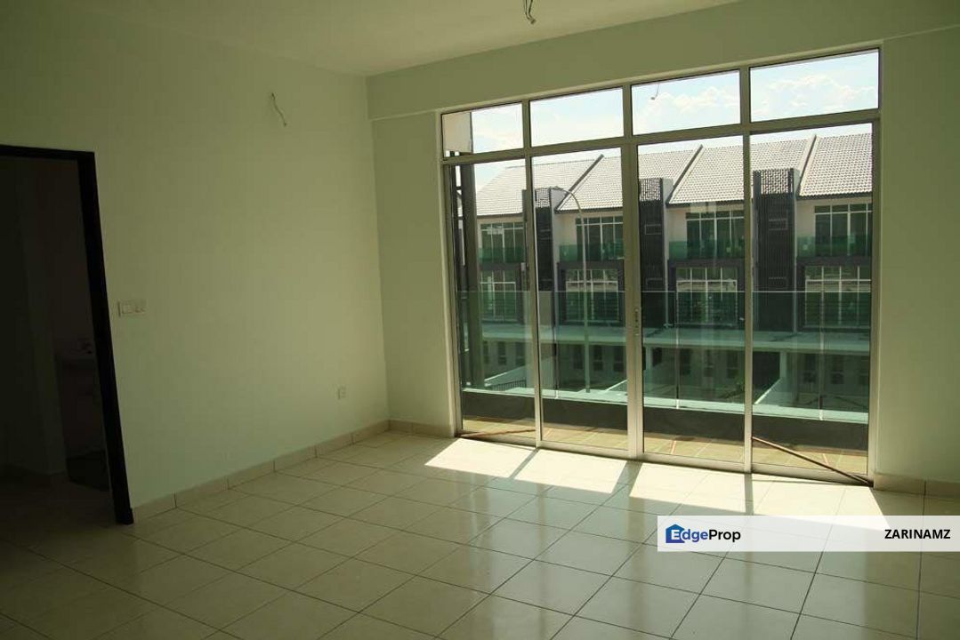BEST DEAL! 3Storey Terrace House at Bangi Avenue for Rent!, Selangor, Bangi