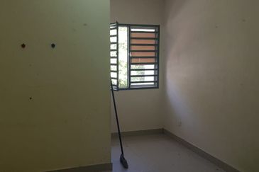 HOT DEAL! Double Storey Terrace Bandar Salak Perdana for Sale!