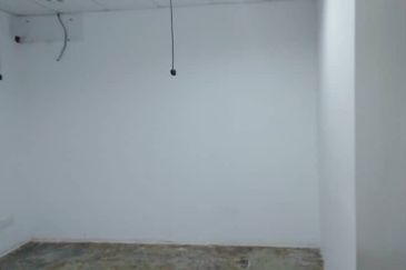 HOT DEAL! SHOPLOT/OFFICE Taman Nirwana Ampang for Rent!