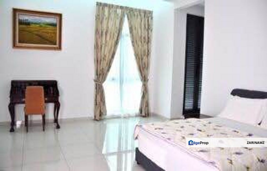 HOT DEAL! Double Storey End Lot Courtyard Villa Sejati Residences Cyberjaya for Rent!, Selangor, Cyberjaya