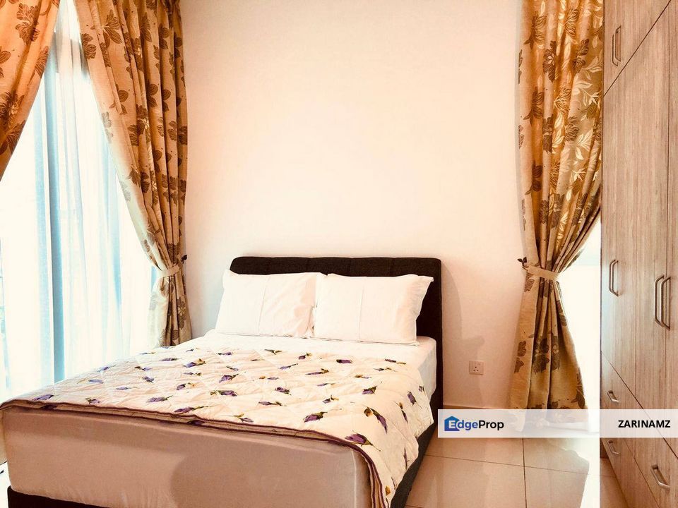 HOT DEAL! Double Storey End Lot Courtyard Villa Sejati Residences Cyberjaya for Rent!, Selangor, Cyberjaya