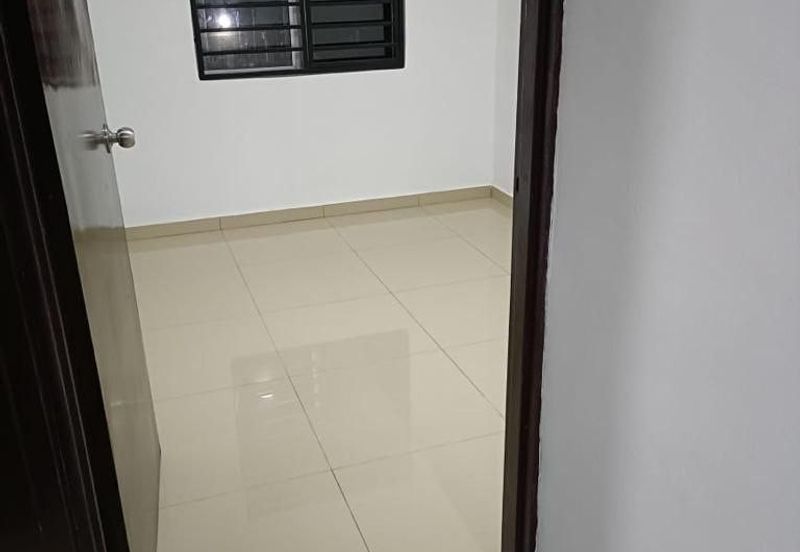 RIVERDALE  PARK APARTMENT (Ampang) 