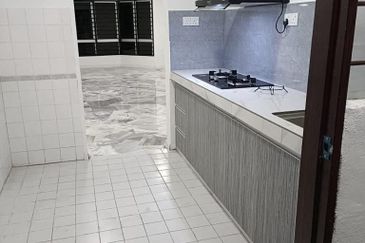 RIVERDALE  PARK APARTMENT (Ampang) 