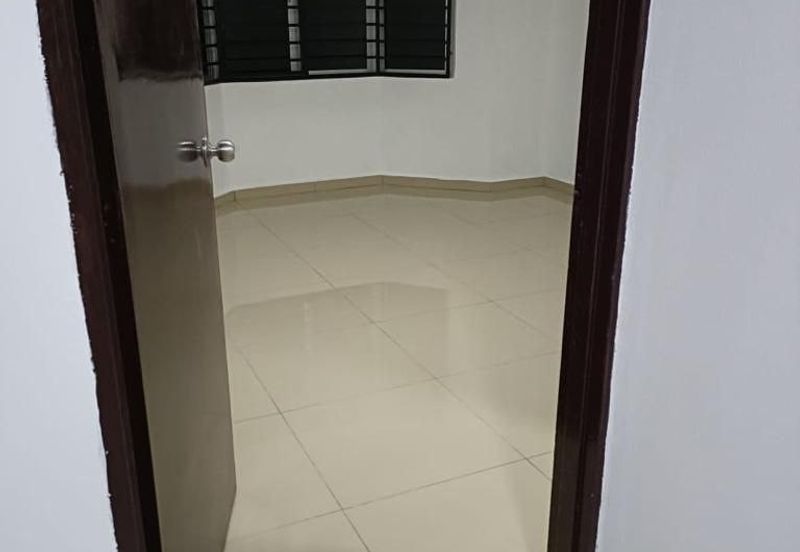 RIVERDALE  PARK APARTMENT (Ampang) 