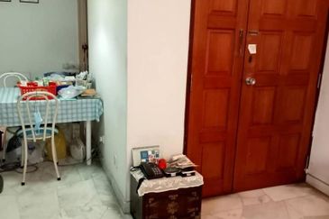 HOT DEAL! Baiduri Apartment Desa Pandan for Sale!