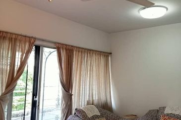 HOT DEAL! Baiduri Apartment Desa Pandan for Sale!