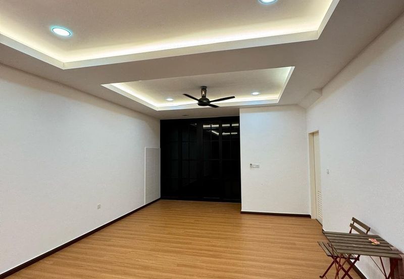 New House Double Storey, Bdr Sri Sendayan, Seremban for Rent!