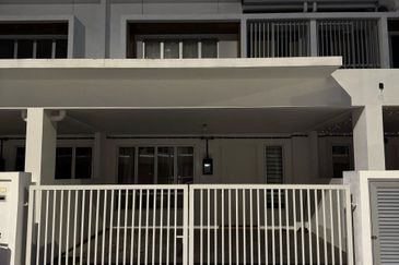 New House Double Storey, Bdr Sri Sendayan, Seremban for Rent!