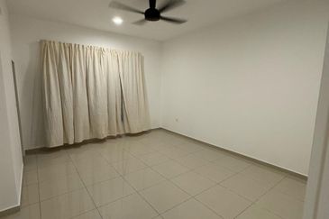 New House Double Storey, Bdr Sri Sendayan, Seremban for Rent!
